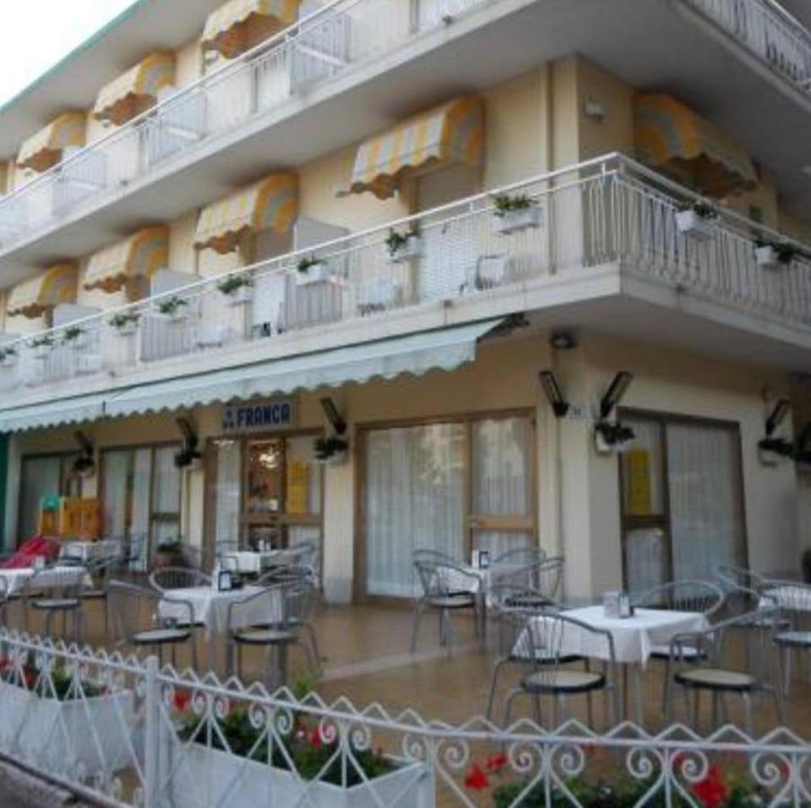 Hotel Franca Misano Adriatico Kültér fotó